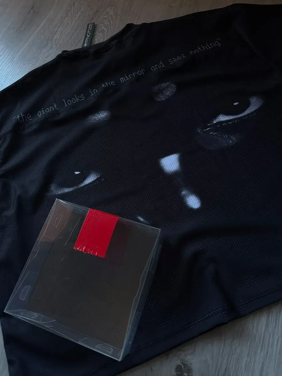 CAMISETA 'THE GIANT'
